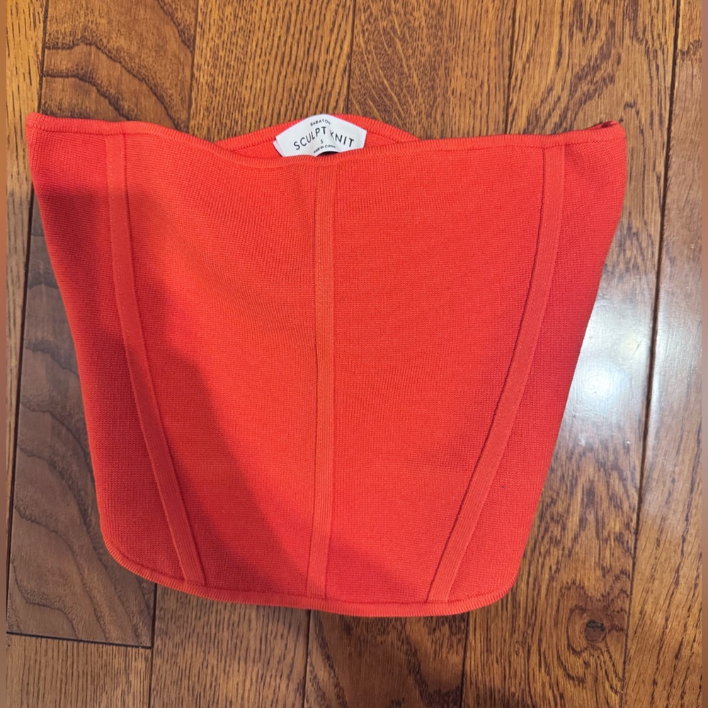 Babaton Sculpt Knit Orange Crop Top